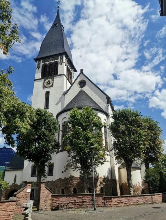 Hotel-Pension Zum Hirsch Hattersheim am Main Zewnętrze zdjęcie