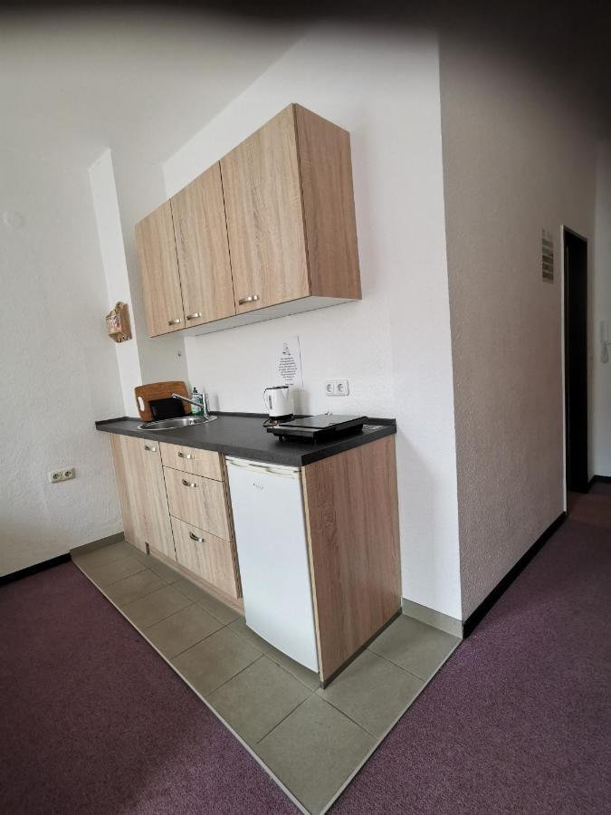 Hotel-Pension Zum Hirsch Hattersheim am Main Zewnętrze zdjęcie