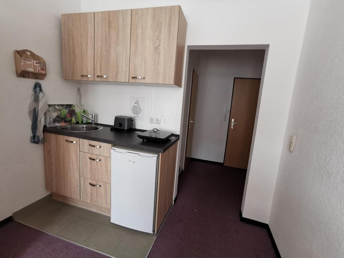 Hotel-Pension Zum Hirsch Hattersheim am Main Zewnętrze zdjęcie