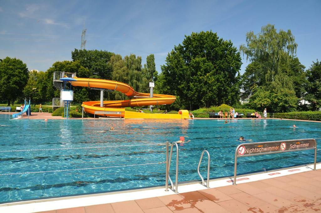 Hotel-Pension Zum Hirsch Hattersheim am Main Zewnętrze zdjęcie