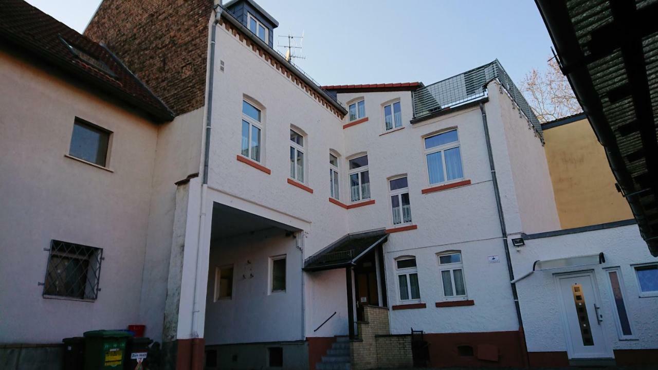 Hotel-Pension Zum Hirsch Hattersheim am Main Zewnętrze zdjęcie