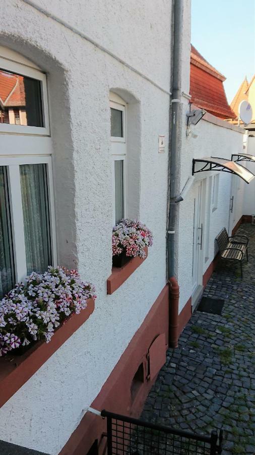 Hotel-Pension Zum Hirsch Hattersheim am Main Zewnętrze zdjęcie