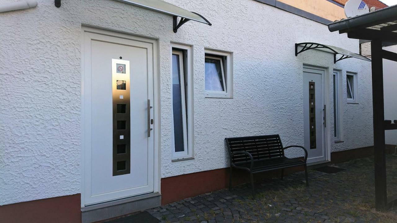 Hotel-Pension Zum Hirsch Hattersheim am Main Zewnętrze zdjęcie